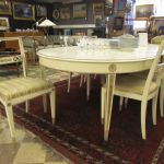688 8729 DINING TABLE